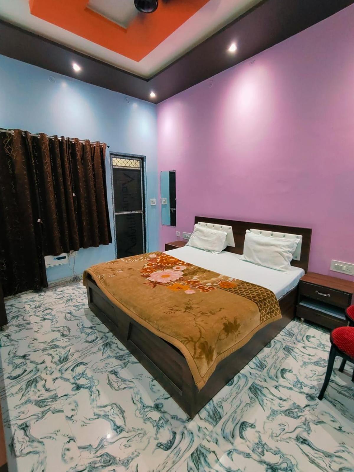 Kaka Guest House Ayodhya Exterior foto