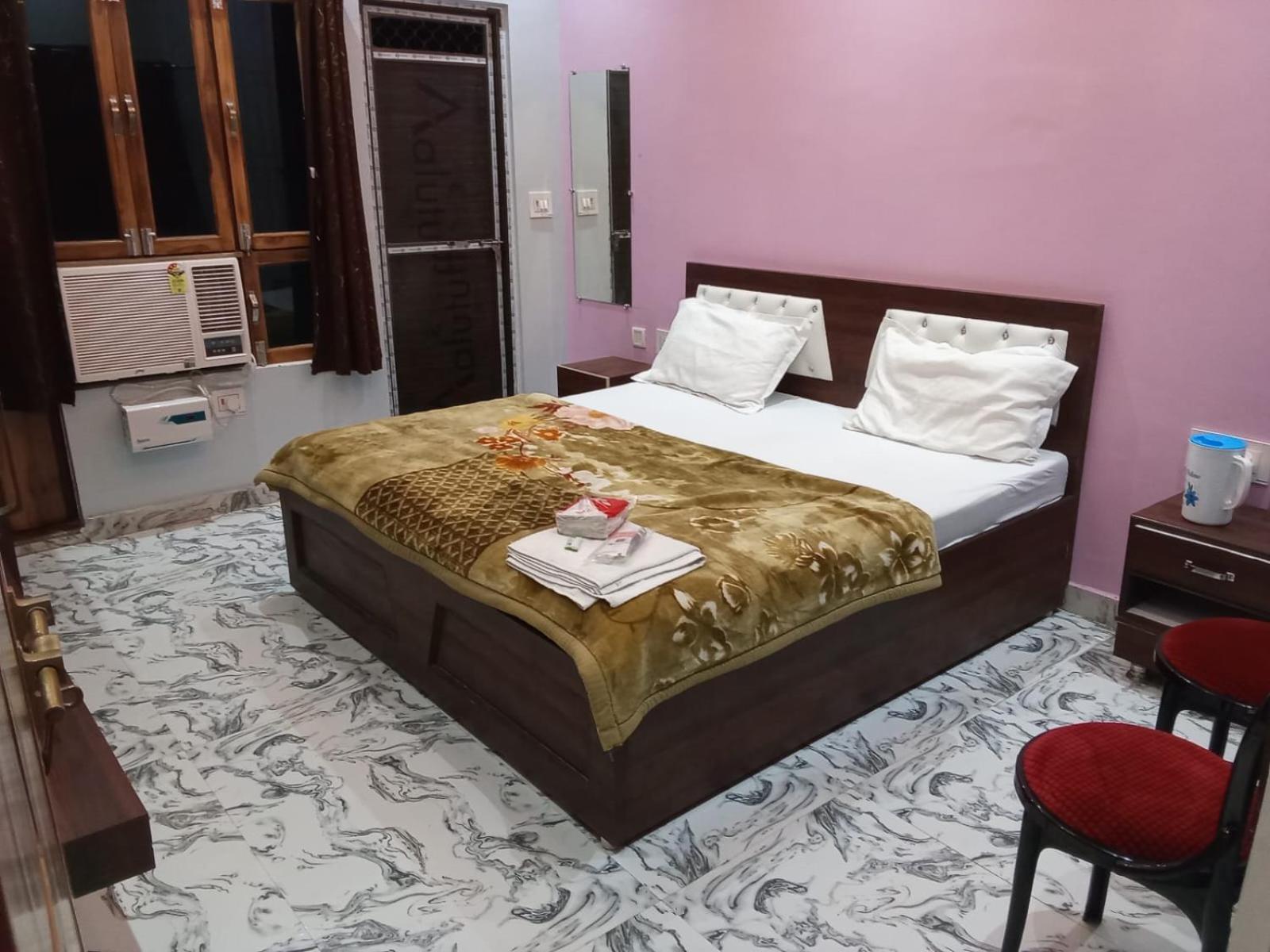 Kaka Guest House Ayodhya Exterior foto